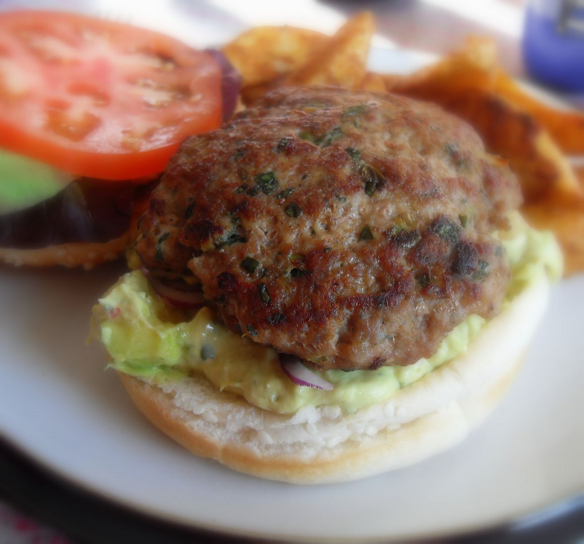 The English Kitchen Spicy Turkey Burgers
